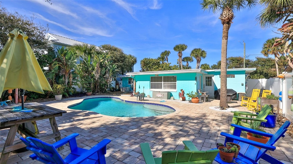 905 E 1st Ave, New Smyrna Beach, FL 32169 - photo 1