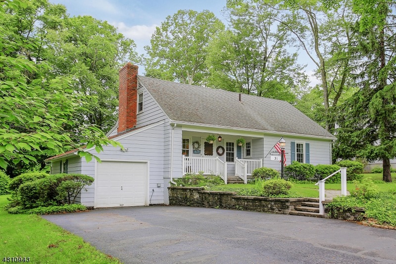 31 Old Colony Rd, Bernardsville, NJ 07924 - photo 1