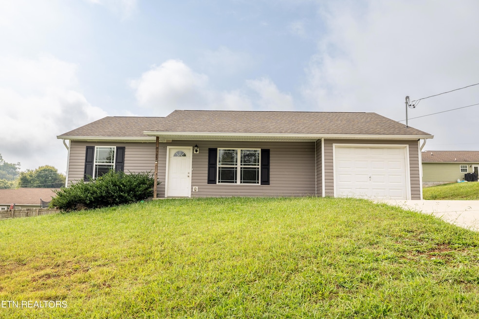8922JohnDavidDrive-39