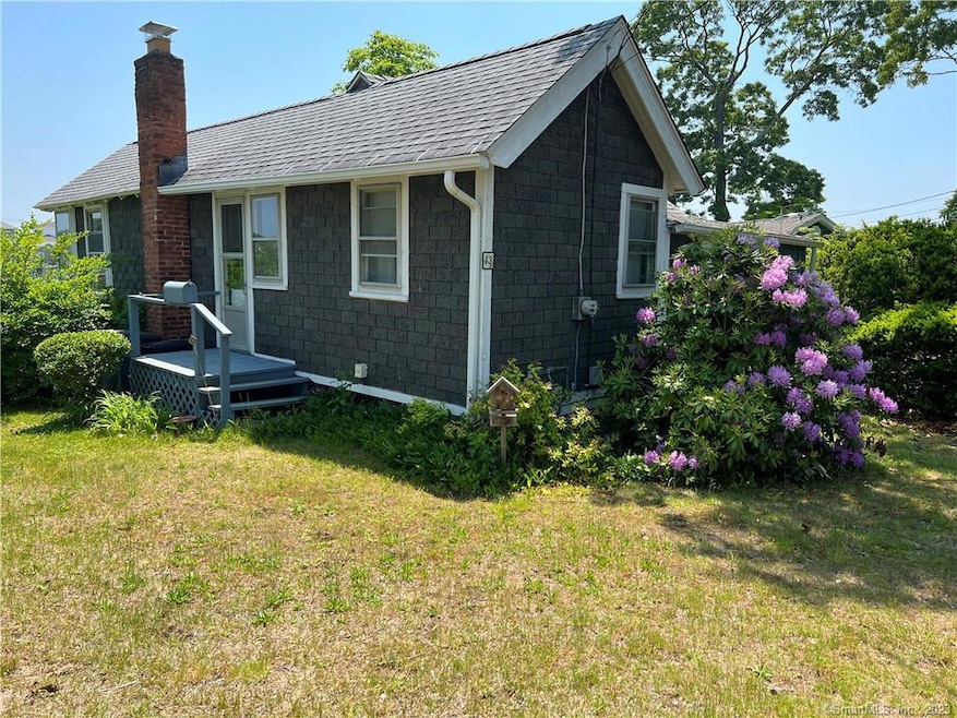 13 Summer Place, Milford, CT 06460 - photo 1