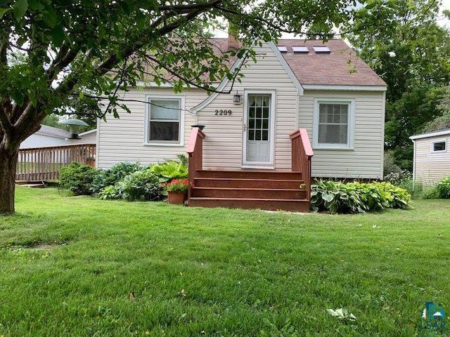 2209 Pershing St, Duluth, MN 55811 - photo 1