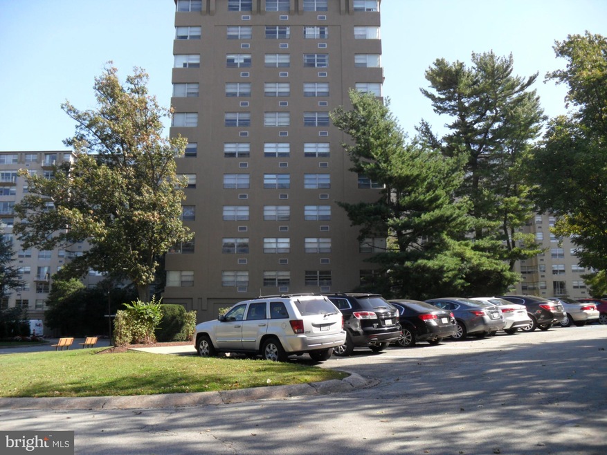 Radnor House unit 415, Bryn Mawr, PA 19010 - photo 1