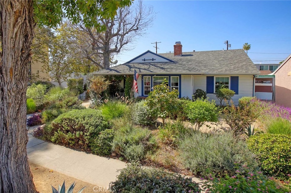 6903 Halbrent Ave, Van Nuys, CA 91405 - photo 1