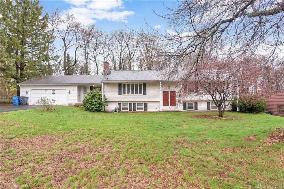 9 Nutmeg Ave, Enfield, CT 06082 - photo 1