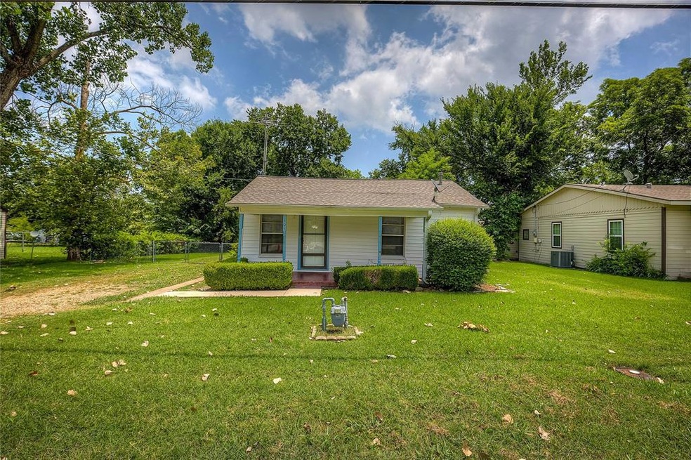 105 S 4th St, Wylie, TX 75098 - photo 1