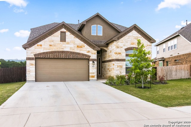 10626 Far Reaches Ln, Helotes, TX 78023 - photo 1