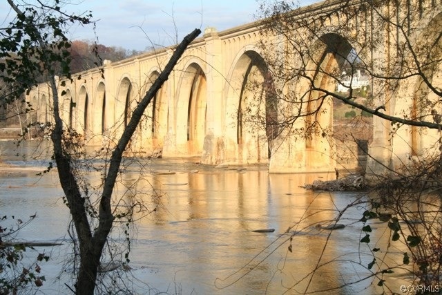 5606 Riverside Dr, Richmond, VA 23225 - photo 1