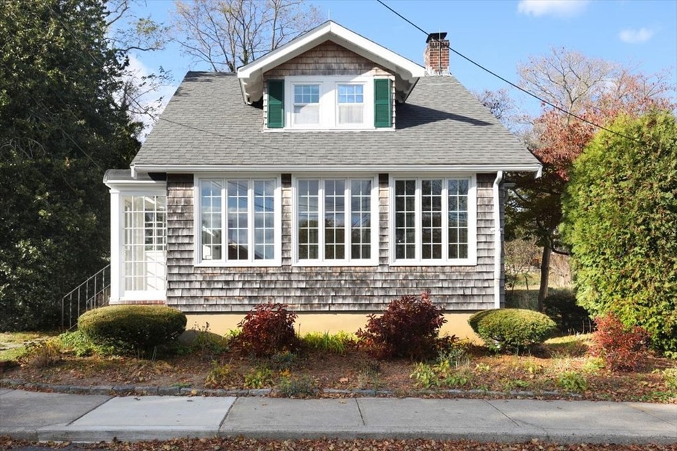 21 Bay View Ave, Plymouth, MA 02360 - photo 1