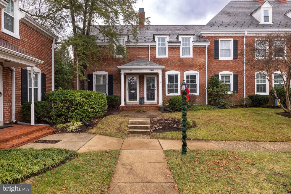 3549 S Stafford St unit B, Arlington, VA 22206 - photo 1