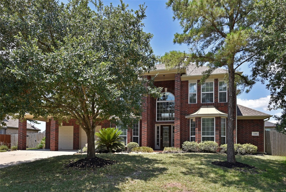 12406 Morning rain Dr, Village Creek subdivision, a two story, 4-3-2 over 4000 sf home on a culdesc lot