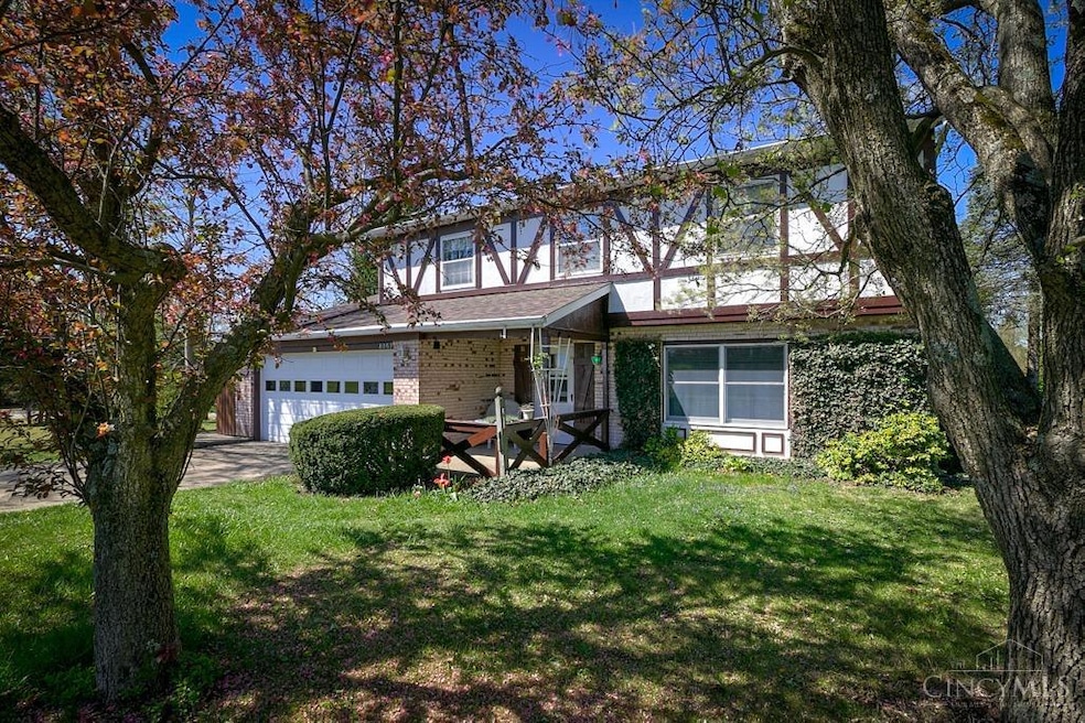 4067 Riggs Road, Oxford Twp. 45056