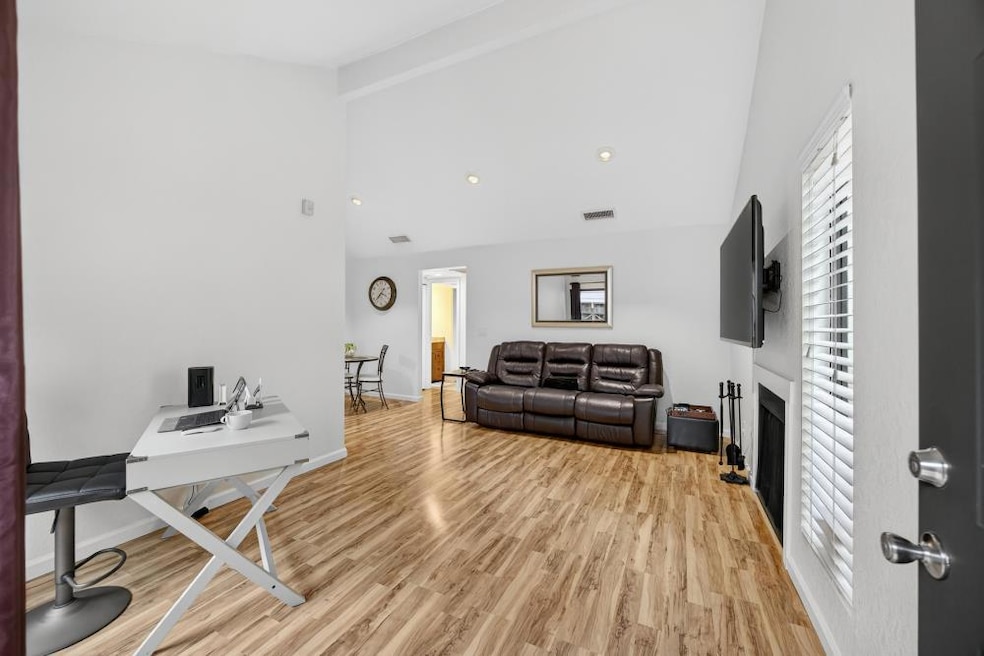 For Sale $210,000 • Co-Listing Agent