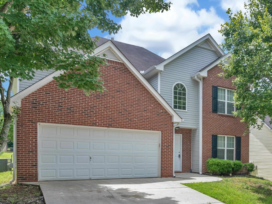 310 Sarasota Ln, Locust Grove, GA 30248 - photo 1