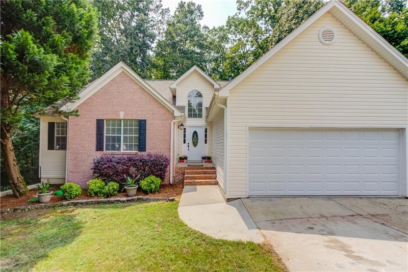 Welcome Home to this 4BR/3 Bath Ranch Charleston P