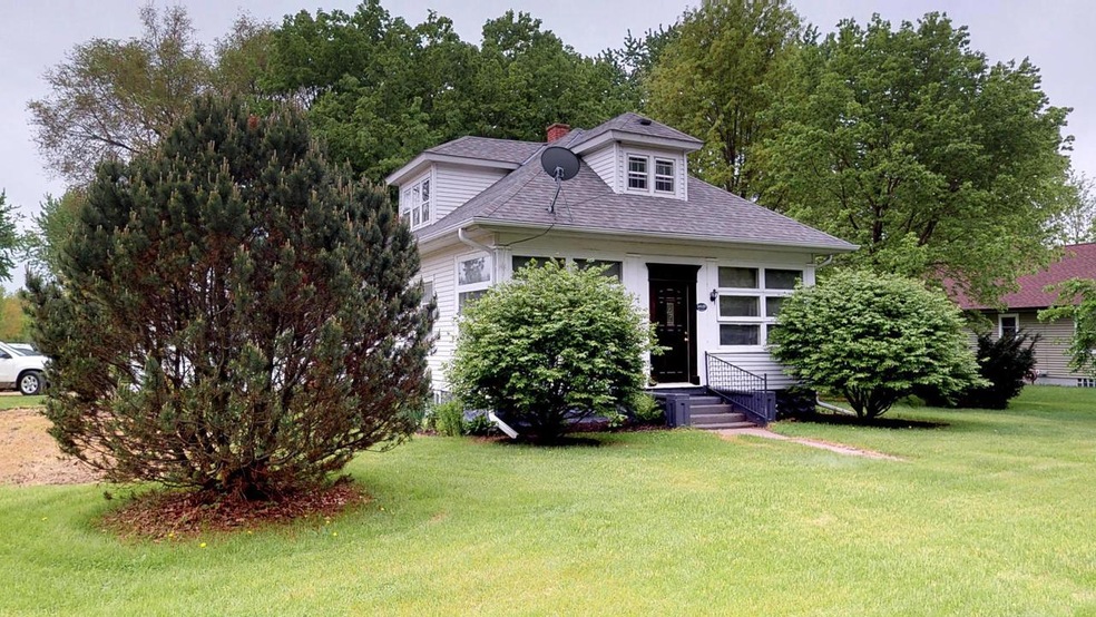 24129 6th St, Trempealeau, WI 54661 - photo 1