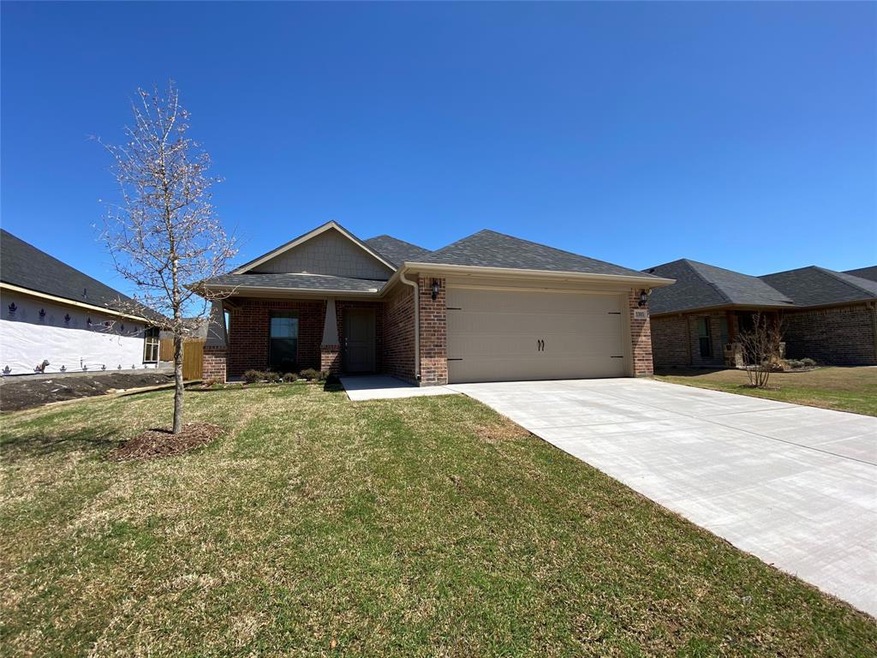 1305 Ascot Ave, Sherman, TX 75092 - photo 1