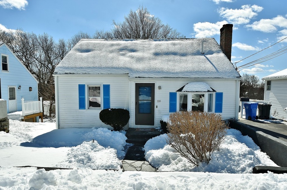 110 Hillcrest Rd, Waltham, MA 02451 - photo 1