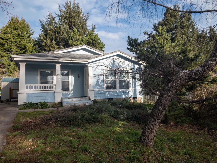 1037 SW 11th St, Lincoln City, OR 97367 - photo 1