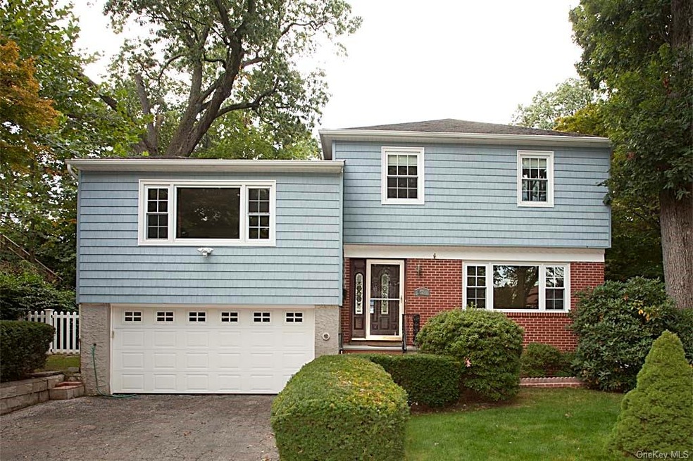 52 Lewis Pkwy, Yonkers, NY 10705 - photo 1