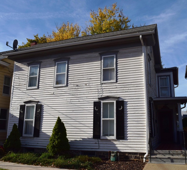 211 W 3rd St, Bloomsburg, PA 17815 - photo 1