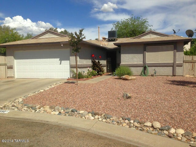 5850 N Troutbrook Place, Tucson, AZ 85741 - photo 1