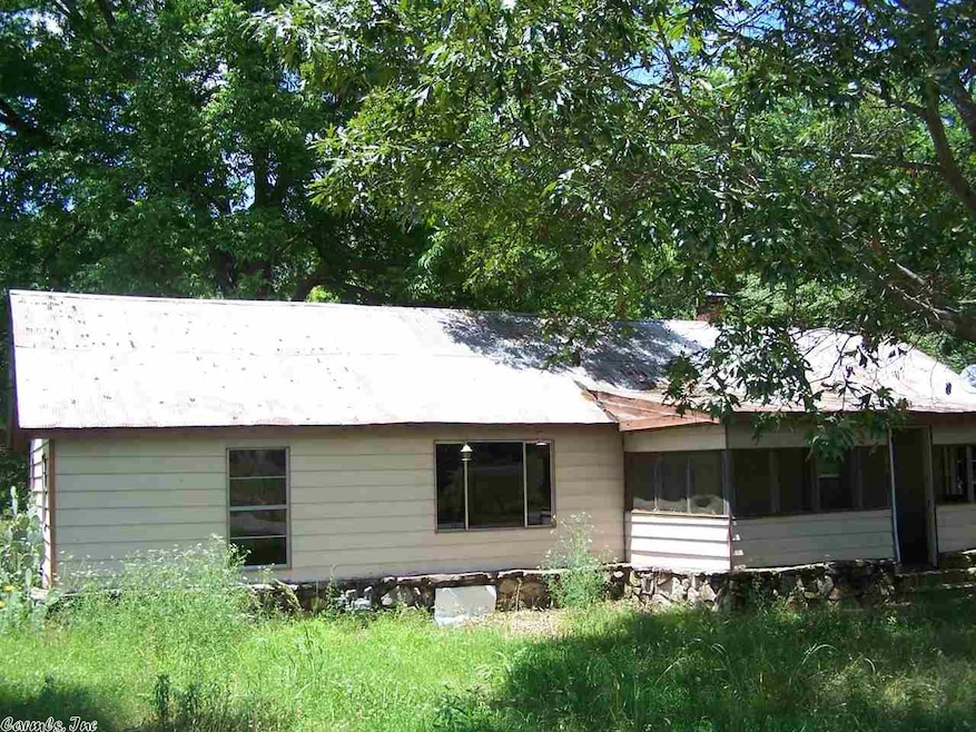 212 Walnut St, West Point, AR 72178 - photo 1