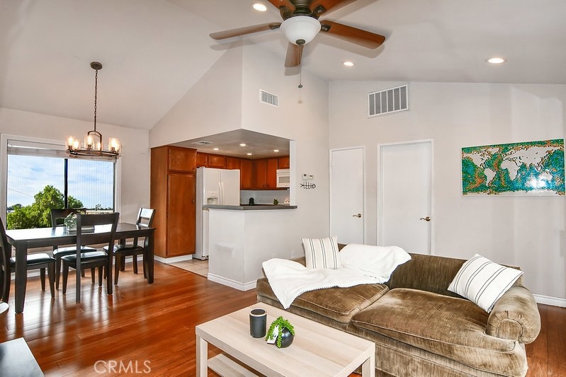 887 W 34th St unit A, Long Beach, CA 90806 - photo 1