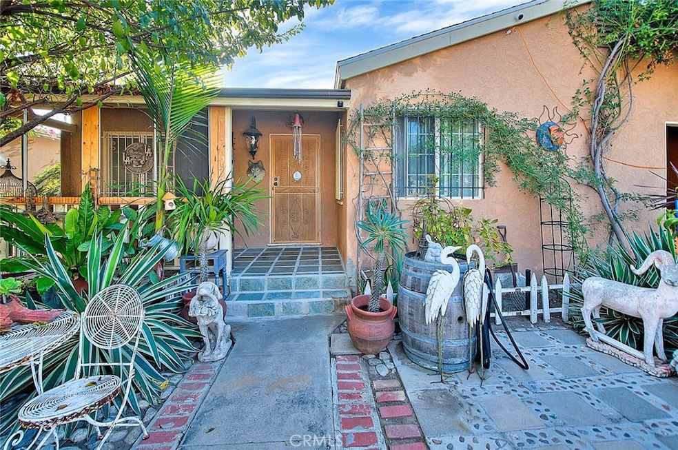 Under Contract $689,000