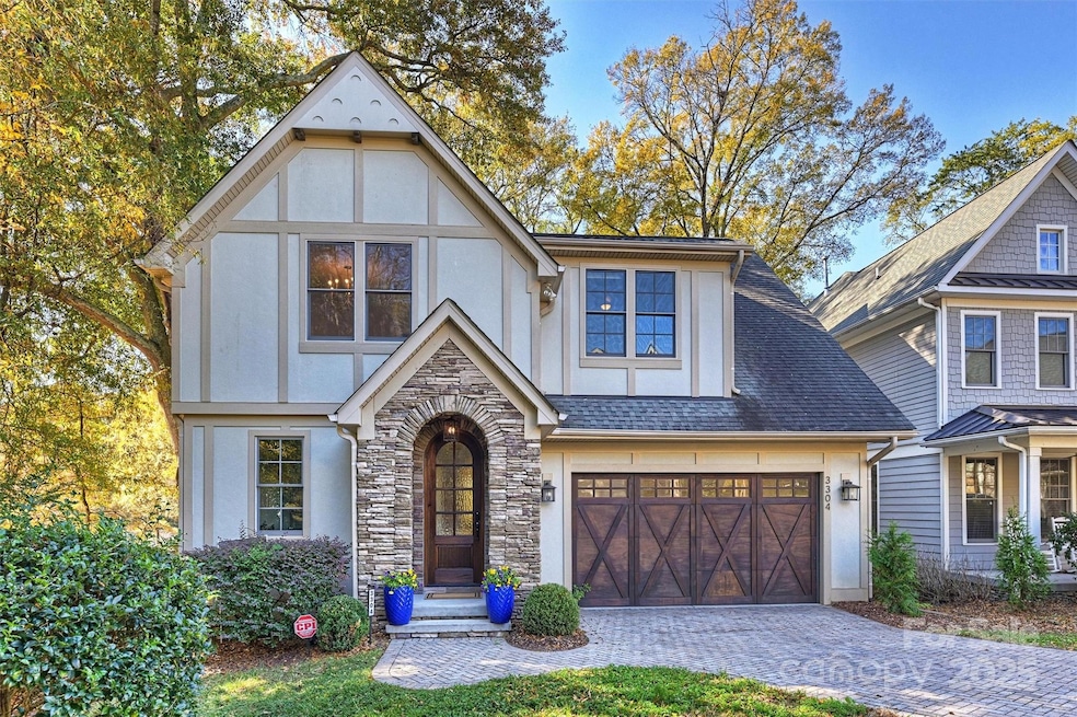 3304 Josephine Ct, Charlotte, NC 28205 - photo 1