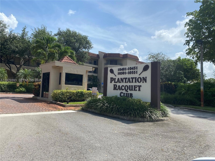 Plantation Racquet Club unit 4052, Plantation, FL 33324 - photo 1
