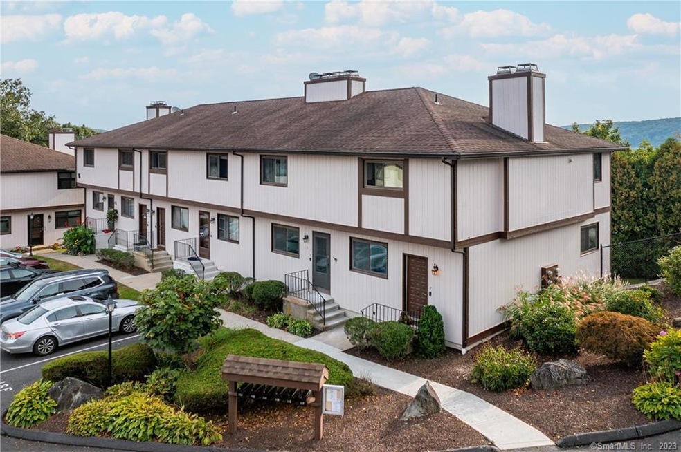 16F at Birchwood?a spacious end unit with a fini
