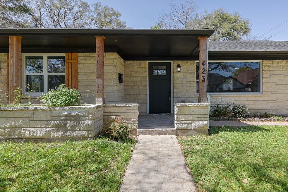 423 Fairbanks St, Houston, TX 77009 - photo 1