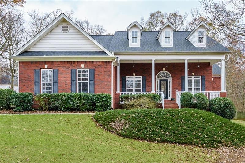 1035 City Market St, Hoschton, GA 30548 - photo 1