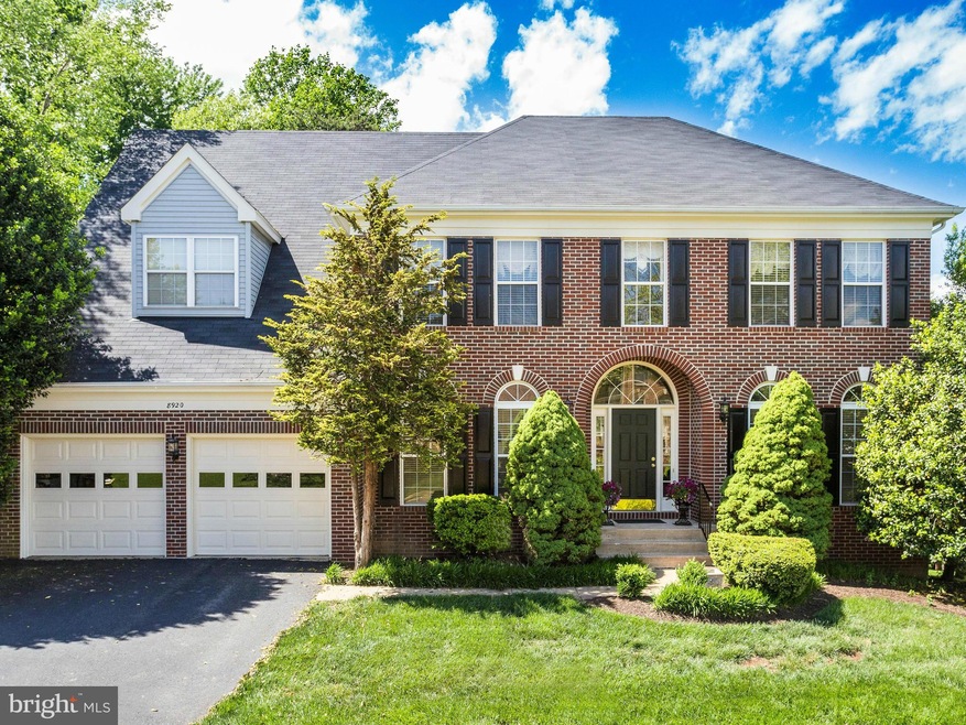 8920 Mountain Ash Dr, Springfield, VA 22153 - photo 1