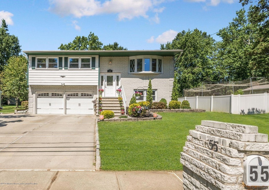 55 Middlesex Rd, Matawan, NJ 07747 - photo 1