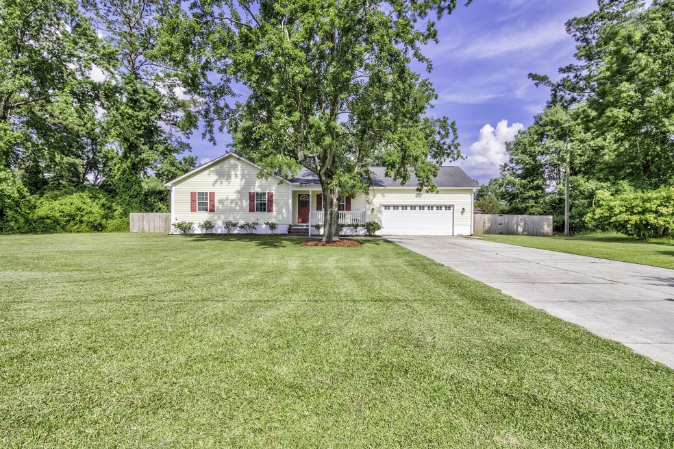 176 Sandy Dr, Jacksonville, NC 28546 - photo 1