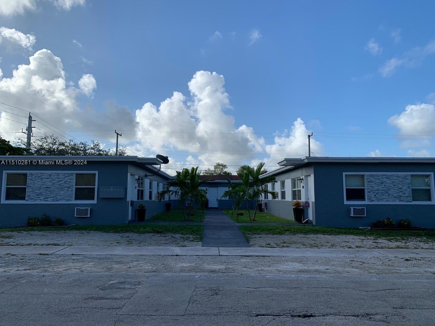 2300 Douglas St unit 3, Hollywood, FL 33020 - photo 1