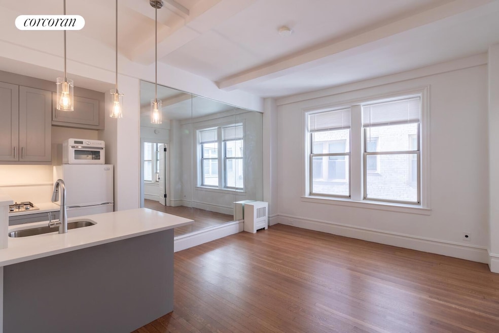 Berkley unit 801, New York, NY 10023 - photo 1