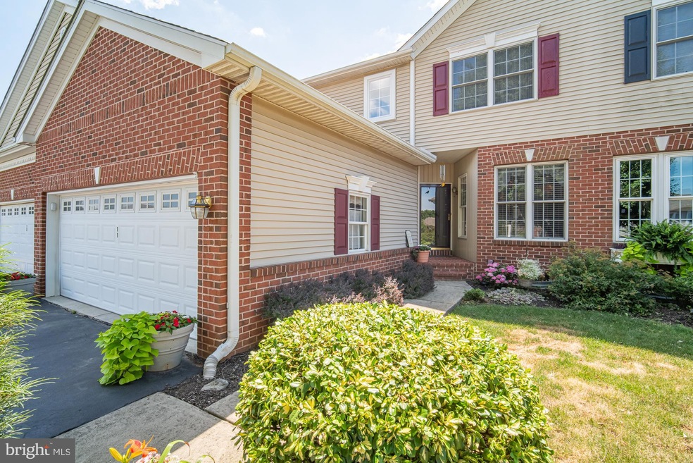 11 Weaver Ave, Ephrata, PA 17522 - photo 1