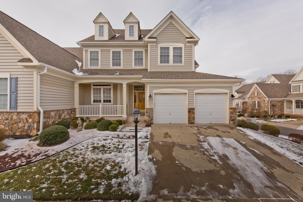 4532 Hummingbird Ln, Fairfax, VA 22033 - photo 1