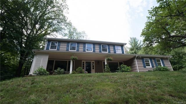 5 Astri Ct, Suffern, NY 10901 - photo 1