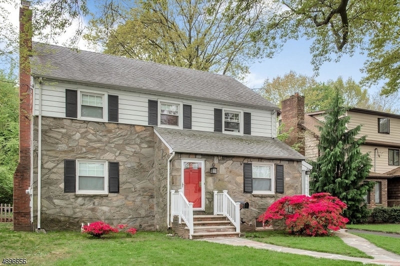 95 W Passaic Ave, Bloomfield, NJ 07003 - photo 1