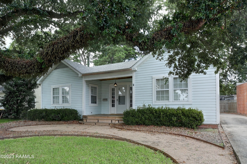 204CountryClub-3