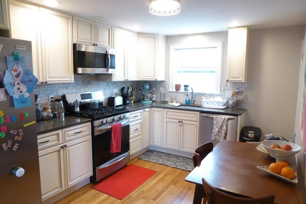 15 Deane Ave unit 1, Winthrop, MA 02152 - photo 1