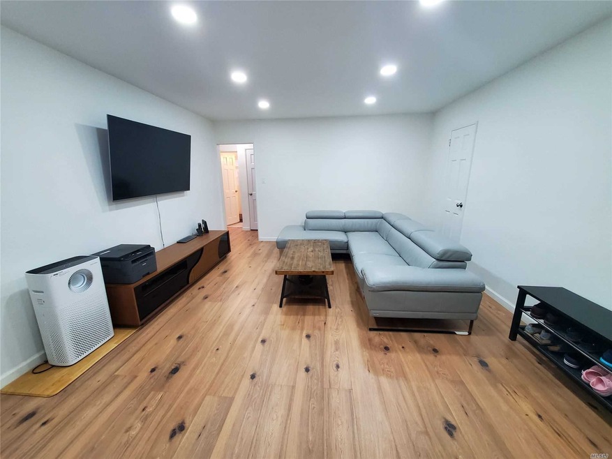 6012 251st St unit Lower, Little Neck, NY 11362 - photo 1