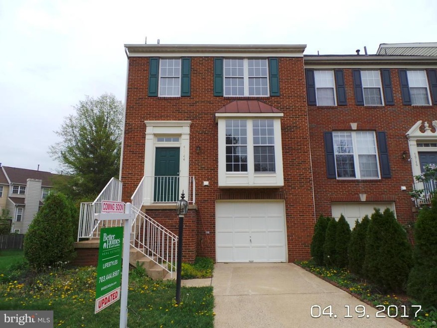 46744 Graham Cove Square, Sterling, VA 20165 - photo 1