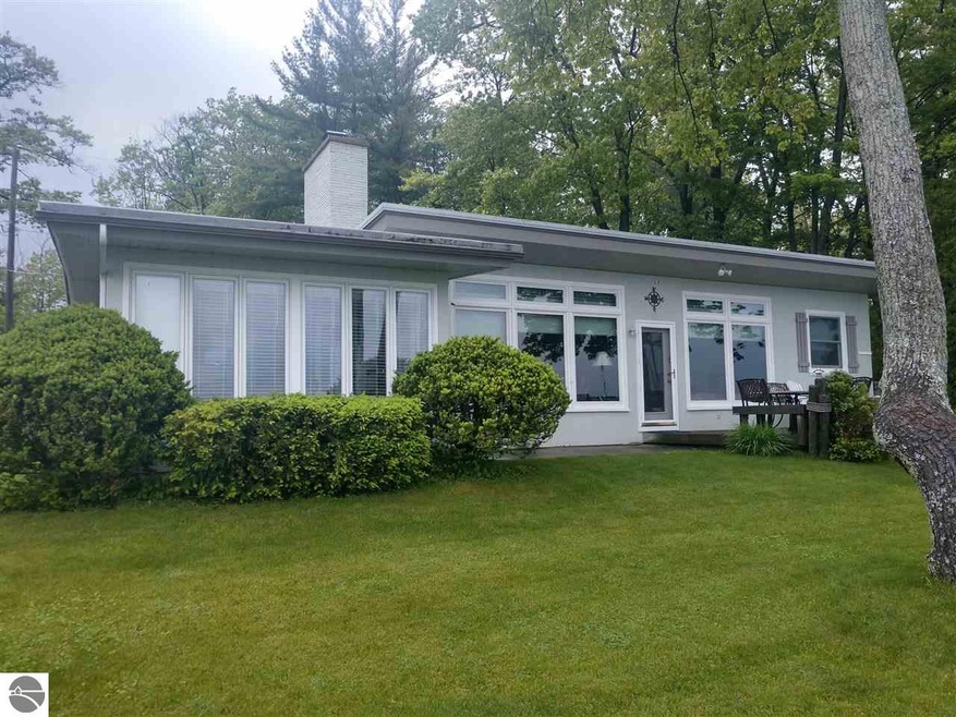 41 S Huron Rd, Au Gres, MI 48703 - photo 1