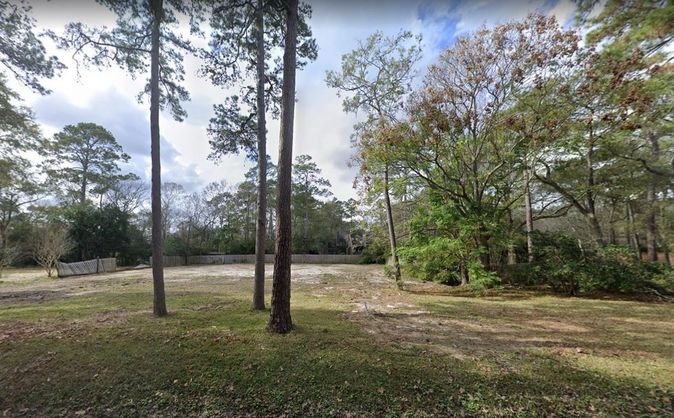 111 Paul Revere Dr, Houston, TX 77024 - photo 1