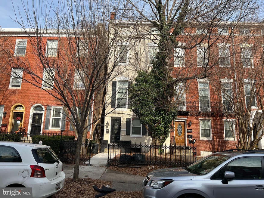 830 Hollins St, Baltimore, MD 21201 - photo 1