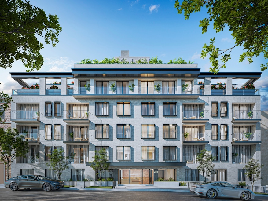 Sold $2,495,000 • Co-Listing Agent